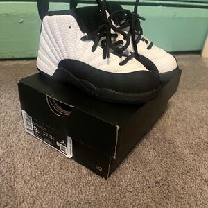Jordan Retro 12 kids